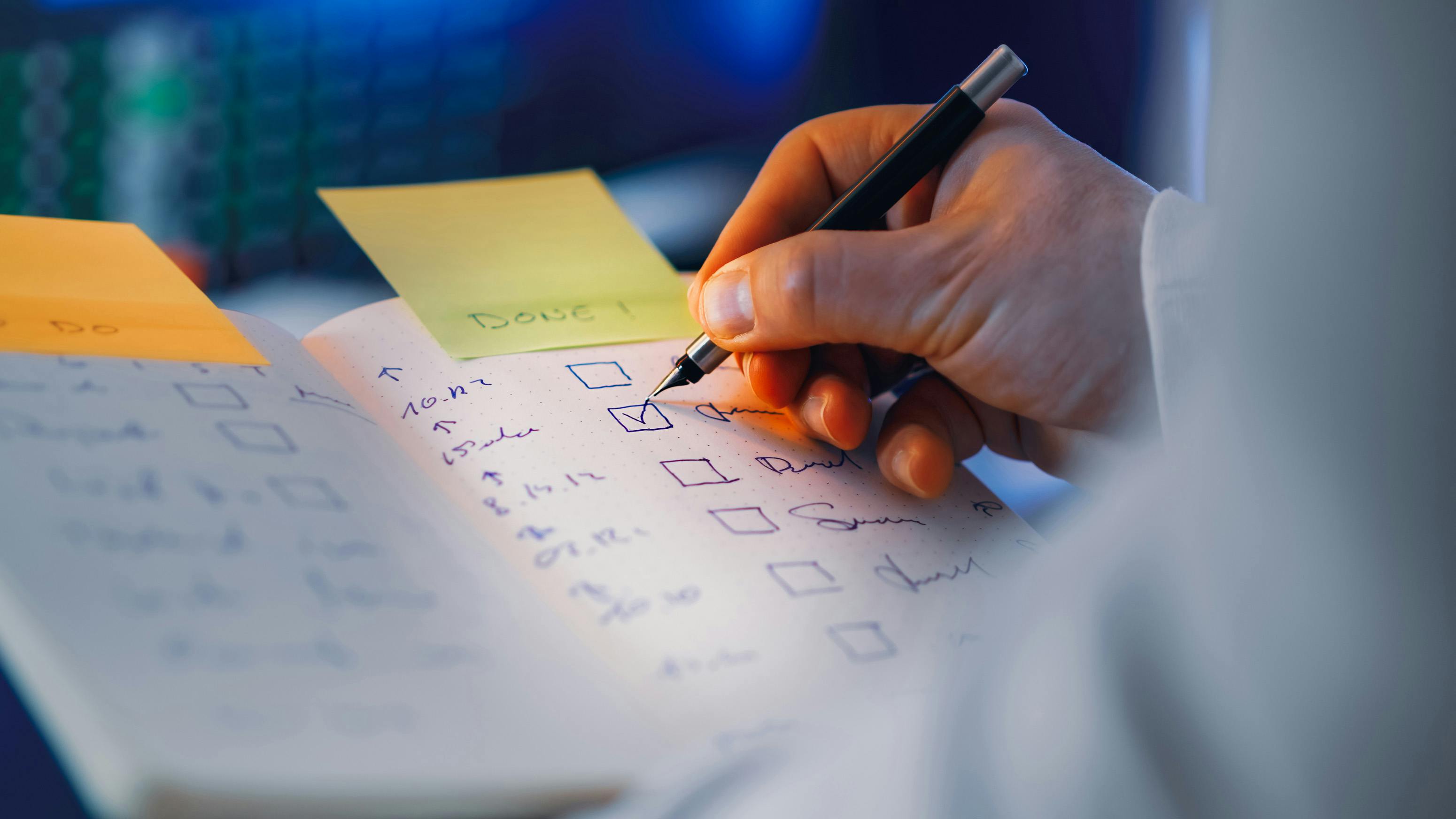 9 Questions to Ask a Family Law PPC Agency Before Signing